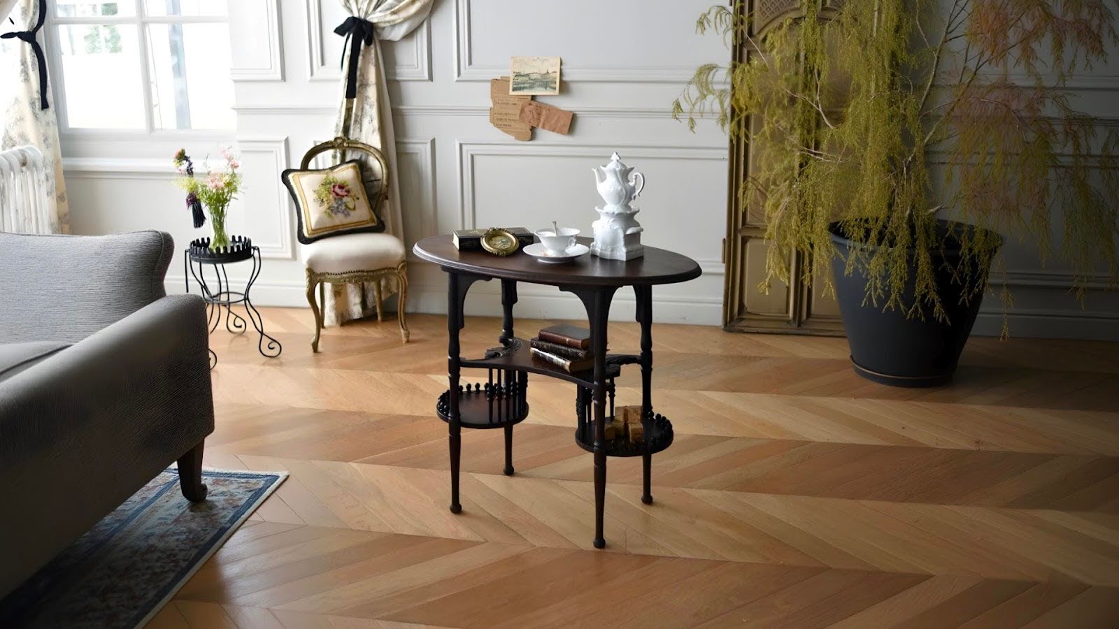 4. Antique Teapoy for a Timeless Touch